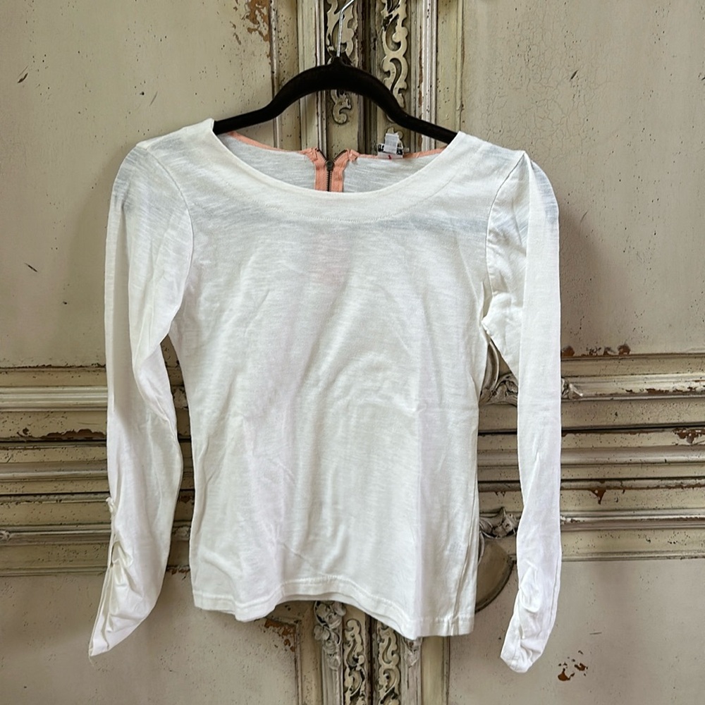 Poof! Girl Off white tee. Like new.